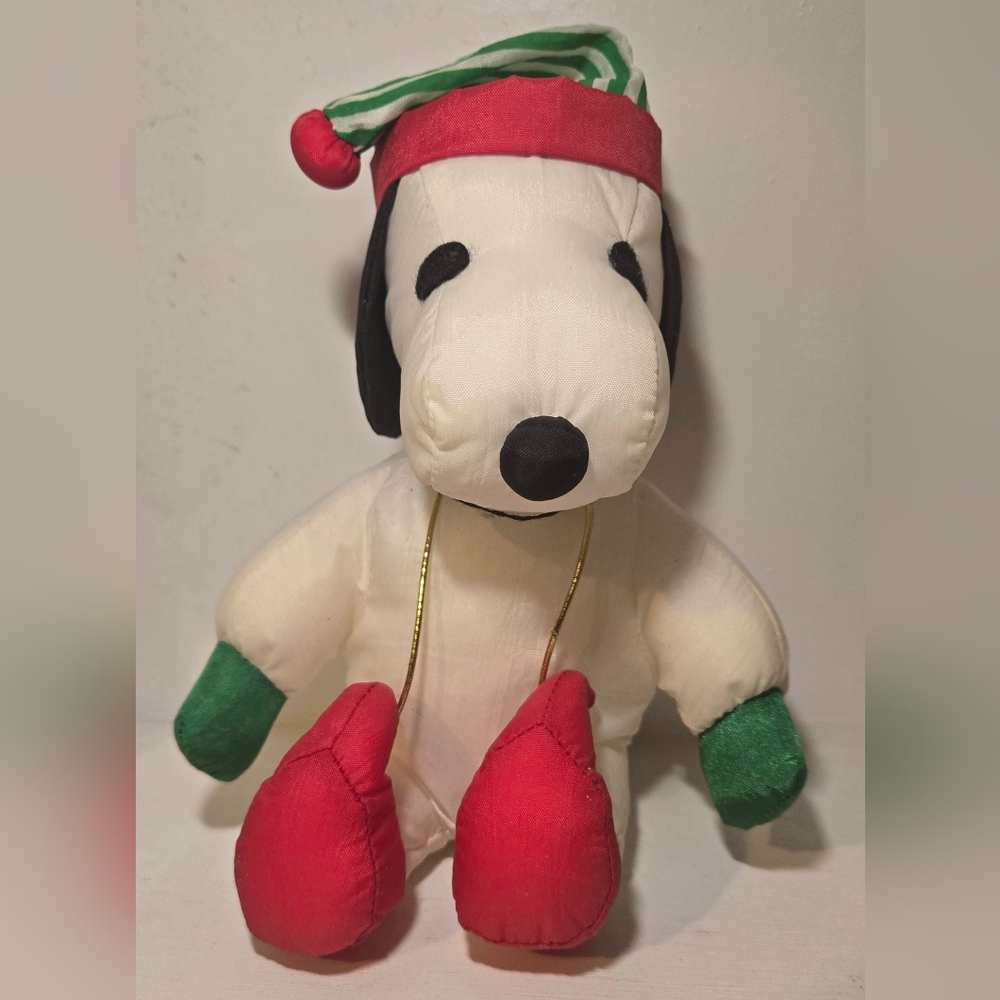 This Vintage Nylon Peanuts Plush Snoopy Christmas Elf Gift Card Holder Doll Toy
